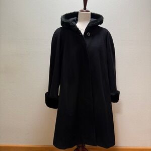 Vintage Braetan Black Wool Hooded Winter Coat Made in Urkaine Size 14